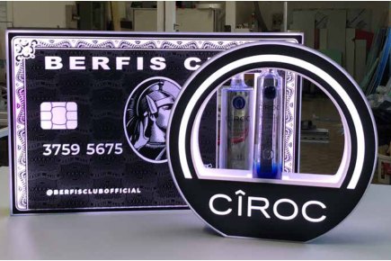 Display luminosi retroilluminati per brand
